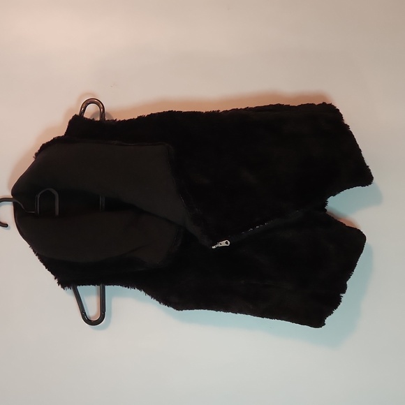 ARMANI Excahnge by Club 21  reversible teddy vest. - Picture 1 of 7